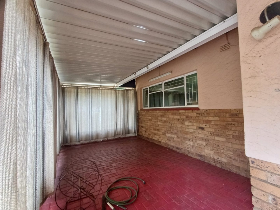 3 Bedroom Property for Sale in Flimieda North West